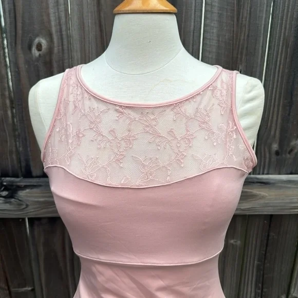 Spanx Lace Bateau Tank Camisole Hide & Sleek, size Large (10/12) - Picture 3 of 6